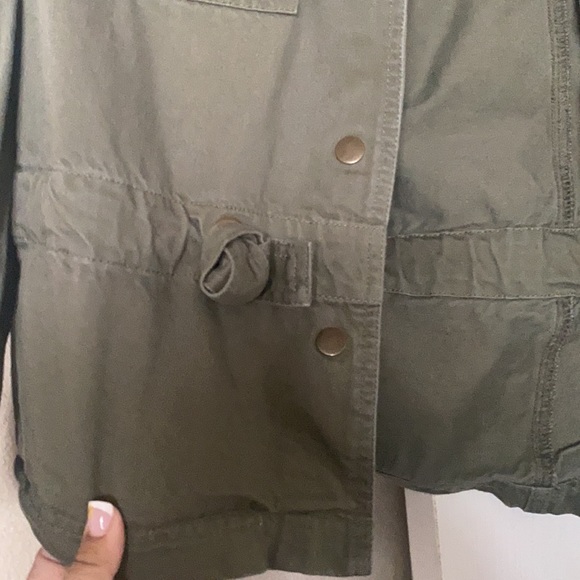 Army green jacket - Picture 2 of 3